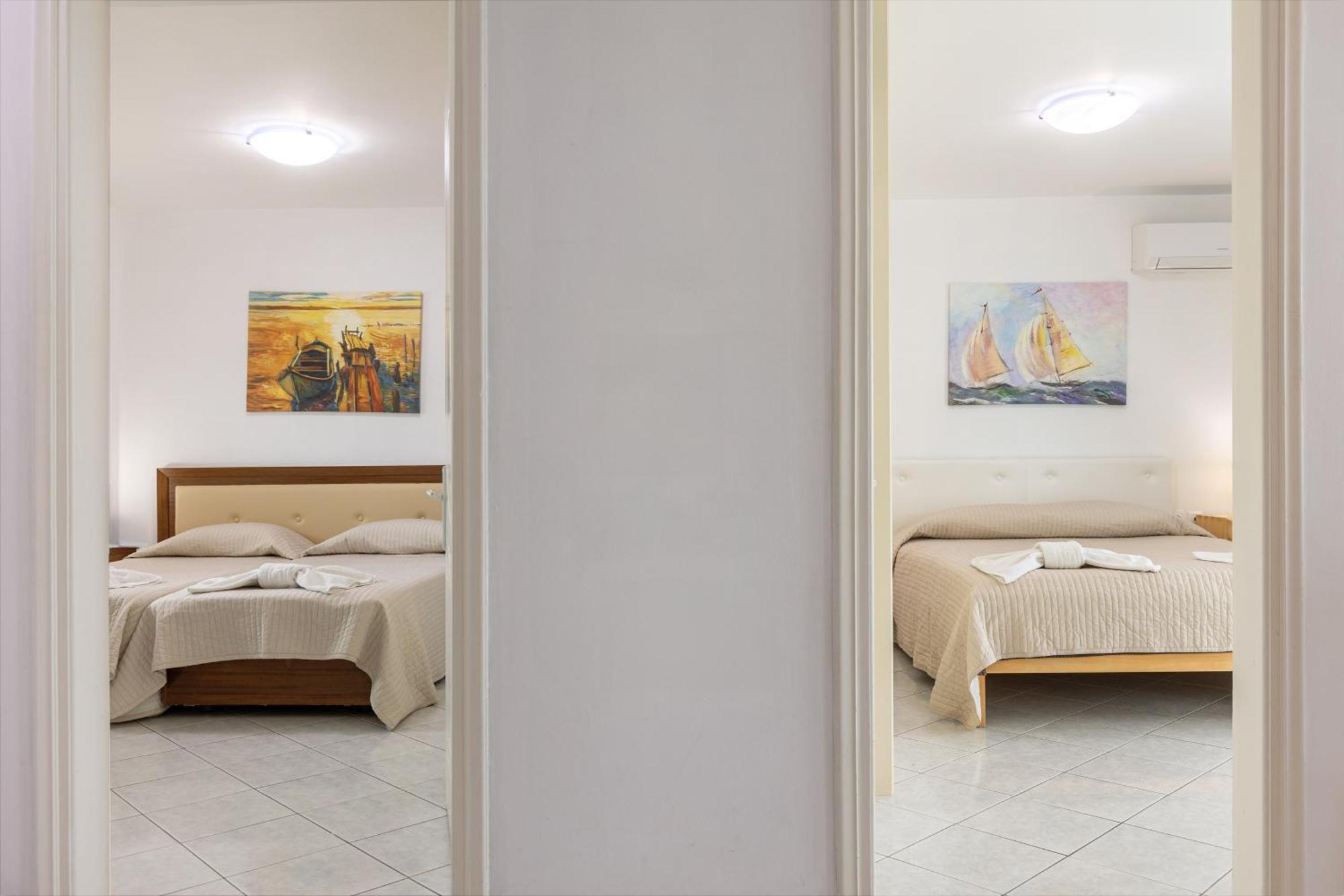 Playa Del Zante Apartment Amoudi Ruang foto
