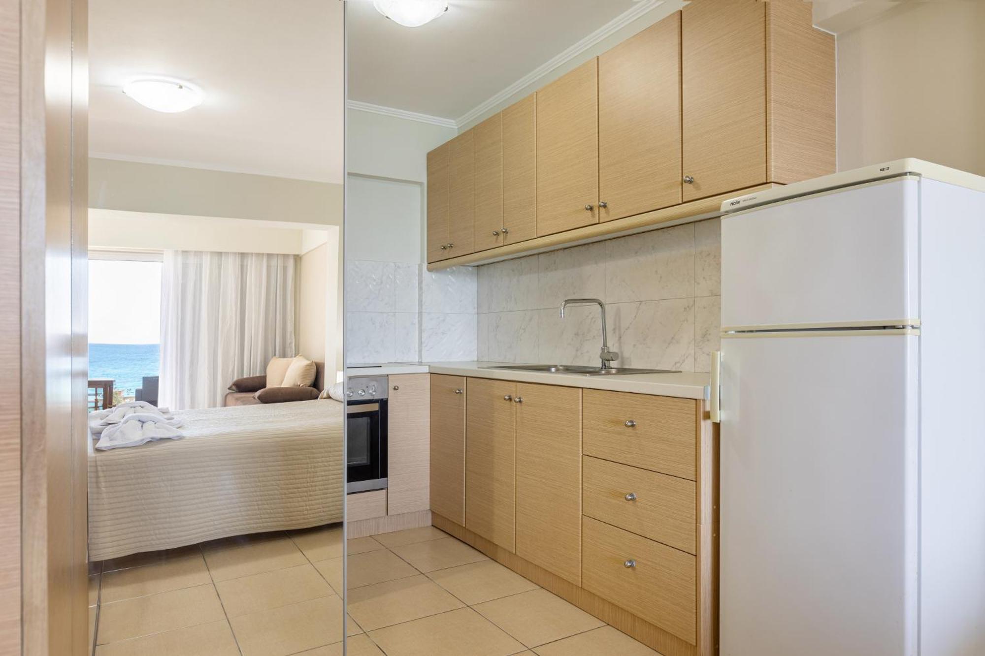 Playa Del Zante Apartment Amoudi Bagian luar foto
