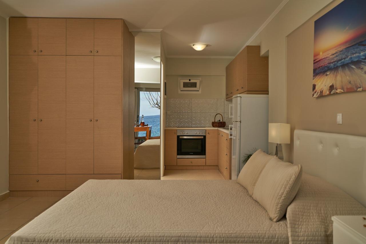 Playa Del Zante Apartment Amoudi Bagian luar foto